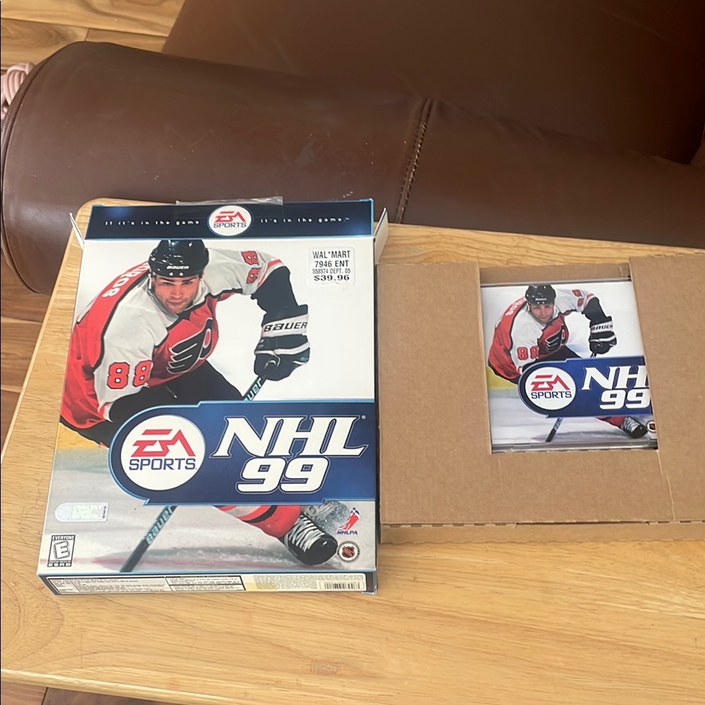 NHL 99 PC Game - Black and White